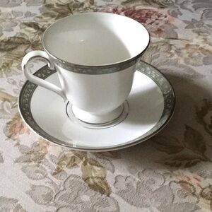 Waterford Laurel fine English China tea cup and saucer one each # 0 2425…